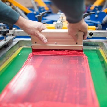 screen printing vs heat press printing